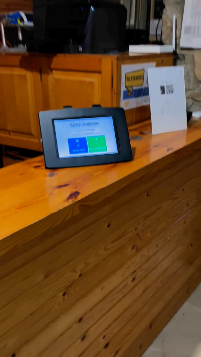 ❓❓❓¿ Cansado del nuevo checkin obligatorio? 😩😩⏳⏳
.
.
.
🚨 En el Hotel Eriste te lo ponemos fácil para que no pierdas ni un minuto en tus vacaciones
.
✅ Te enviamos el checkin online para que lo rellenes cómodamente antes de llegar
.
✅ Usa la opción de autocompletar, escanea tu DNI y rellena solo lo que falta 
.
✅ Al llegar, usa nuestra nueva máquina de auto checkin y crea tu llave digital 🗝️en cuestión de segundos
.
🙈Y si prefieres hacerlo aquí, te ayudamos con lo que necesites.
.
.
.
#autocheckin #solucionesti #hoteleriste3punto0 #valledebenasque #mejorandocadadia