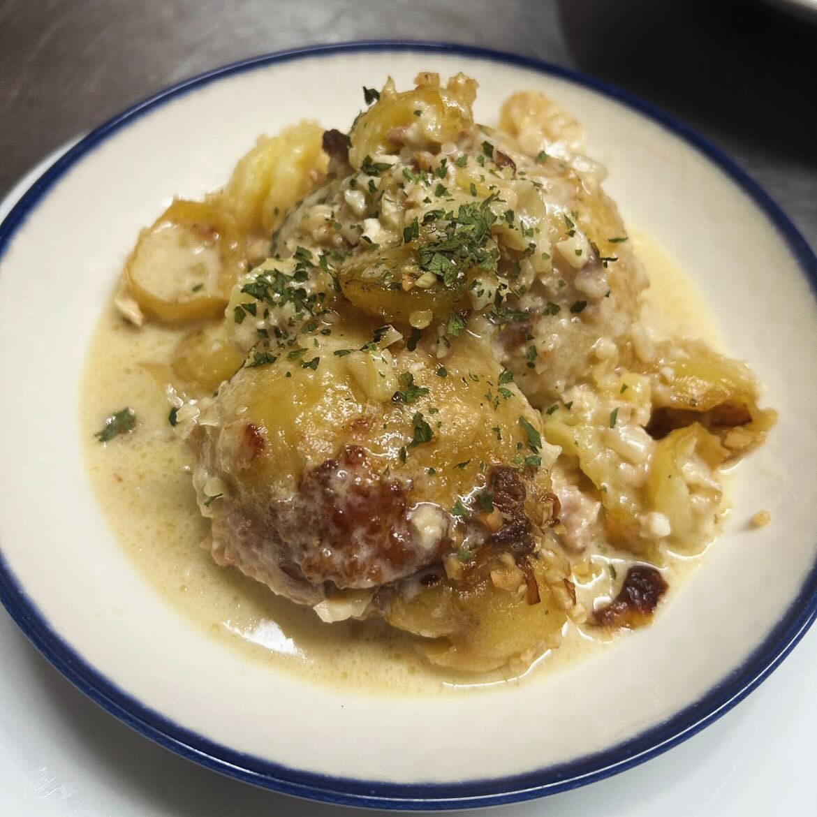 Hoy en el menú: Patatas Rellenas
.
.
.
#menúdeldía #hoteleriste #ricorico